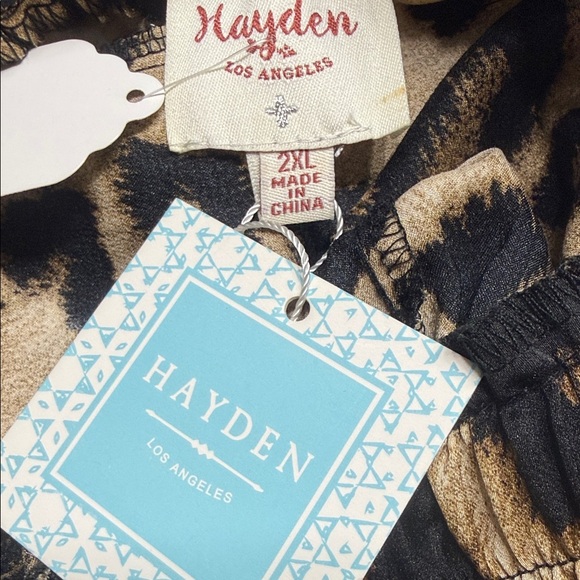 NWT Hayden Leopard Silky Joggers 2X Gorgeous color. Stretchy waist. Pockets!!! - Picture 2 of 5